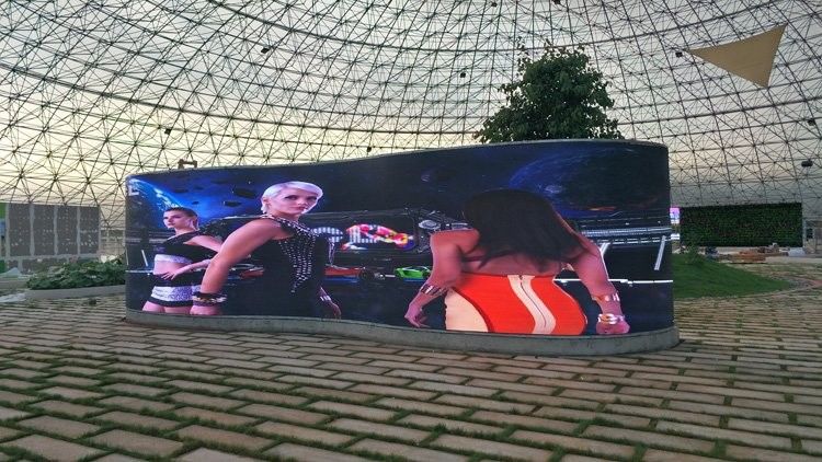Su geçirmez P3.91 LED Video Duvar Ekranı İçeride Dışarıda Çok Renkli