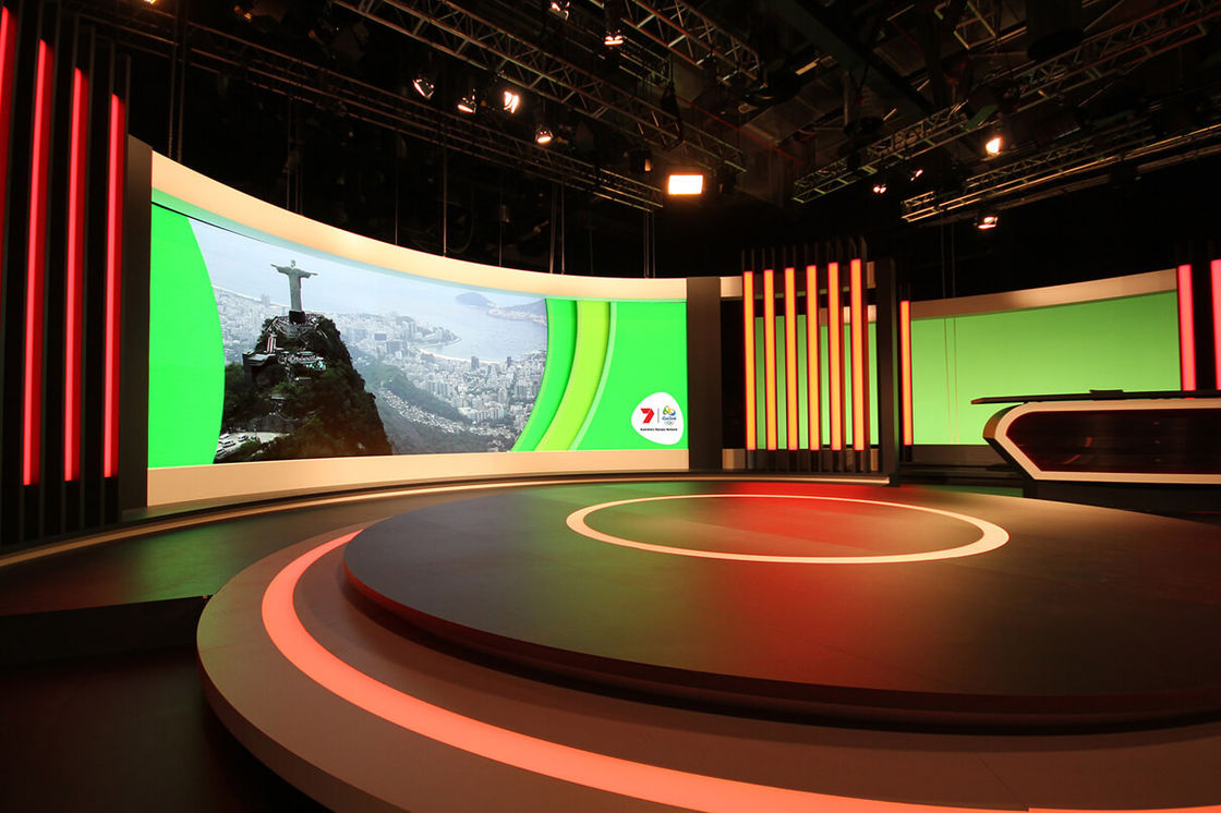 3840Hz IP65 Yenilikçi ekran teknolojisi, çok renkli esnek LED Video Duvarı